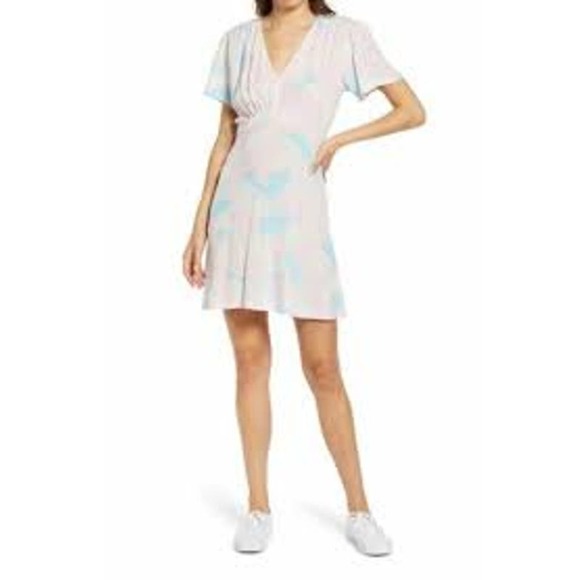 NWT BP Women's Pink Blue Painted Camo V-Neck Dress size small - Picture 1 of 2